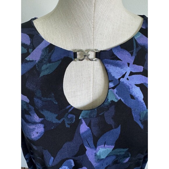 ✅SOLD SUSAN GRAVER Blue Purple Floral Top Liquid Knit Blouse QVC Size Small - Picture 2 of 12